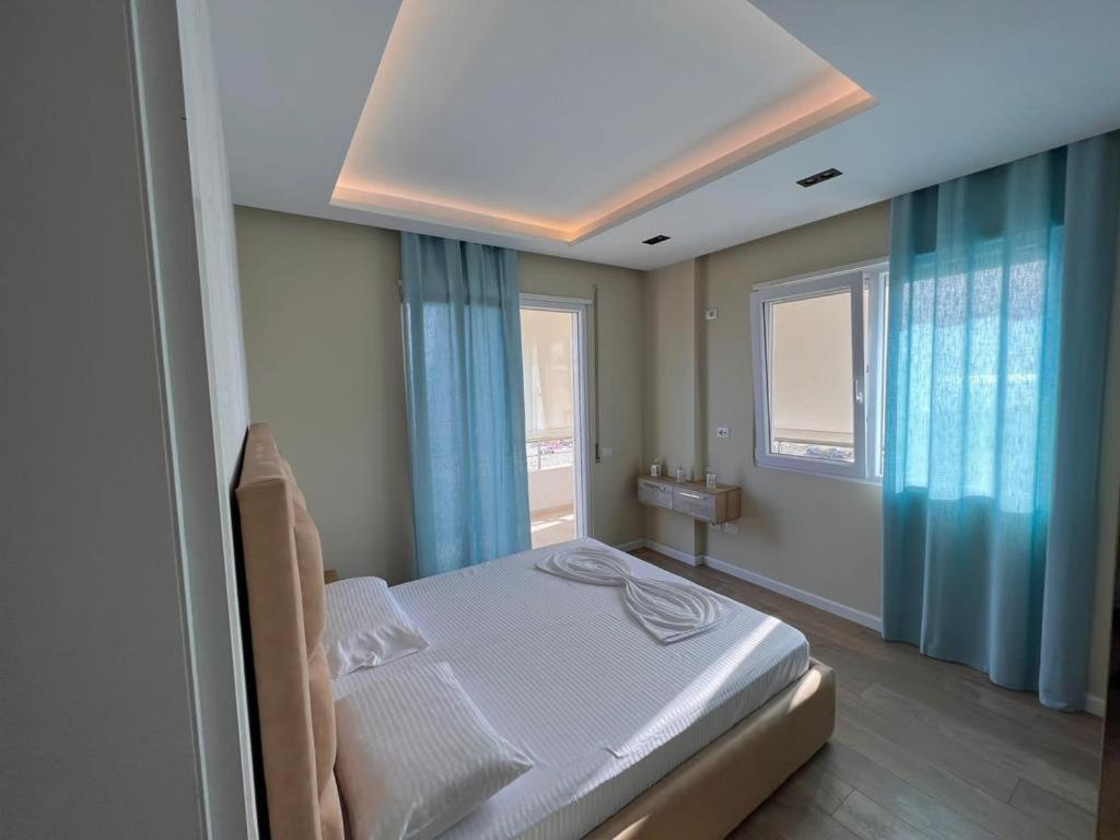 Soleil Apartment With Sunbed & Umbrella Vlorë 外观 照片