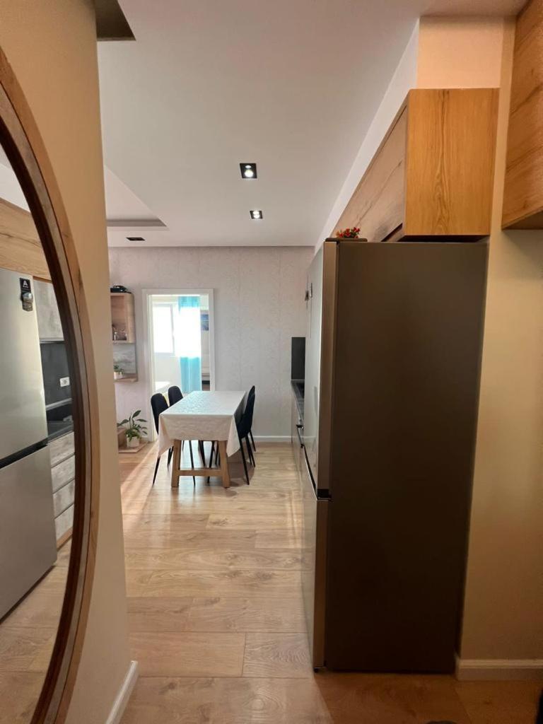 Soleil Apartment With Sunbed & Umbrella Vlorë 外观 照片