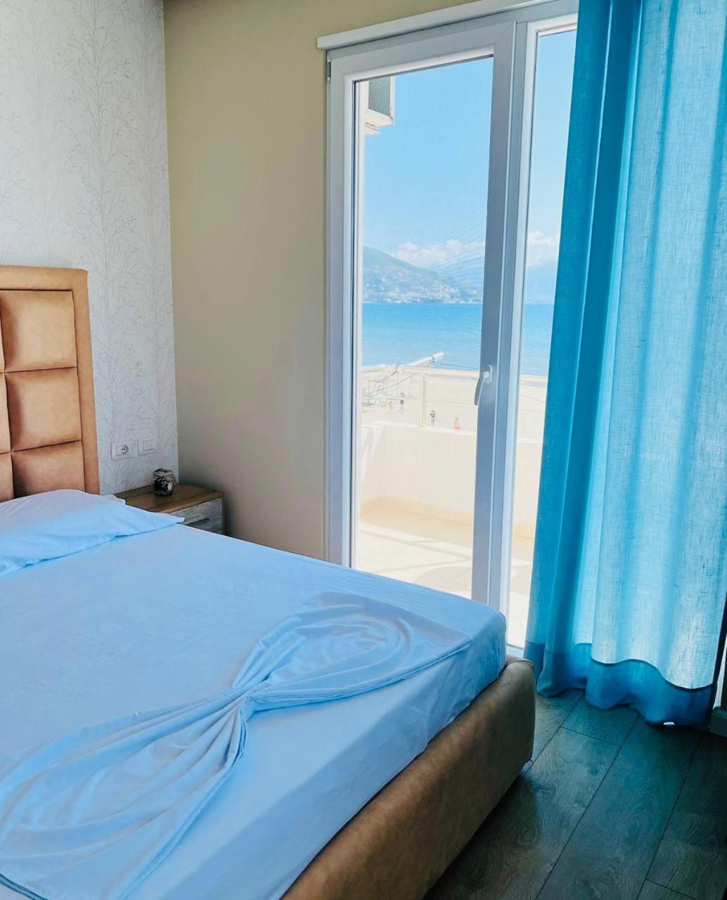 Soleil Apartment With Sunbed & Umbrella Vlorë 外观 照片