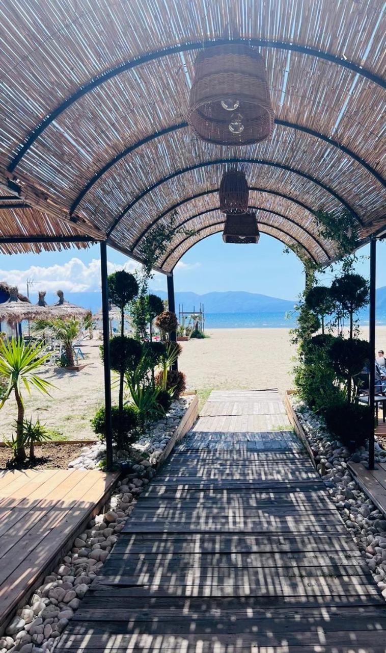 Soleil Apartment With Sunbed & Umbrella Vlorë 外观 照片