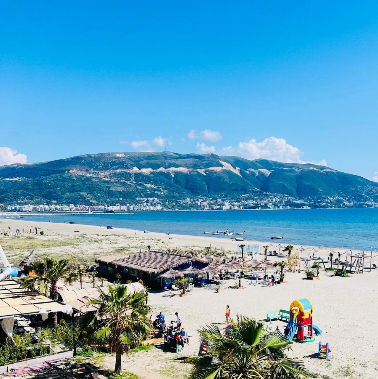 Soleil Apartment With Sunbed & Umbrella Vlorë 外观 照片